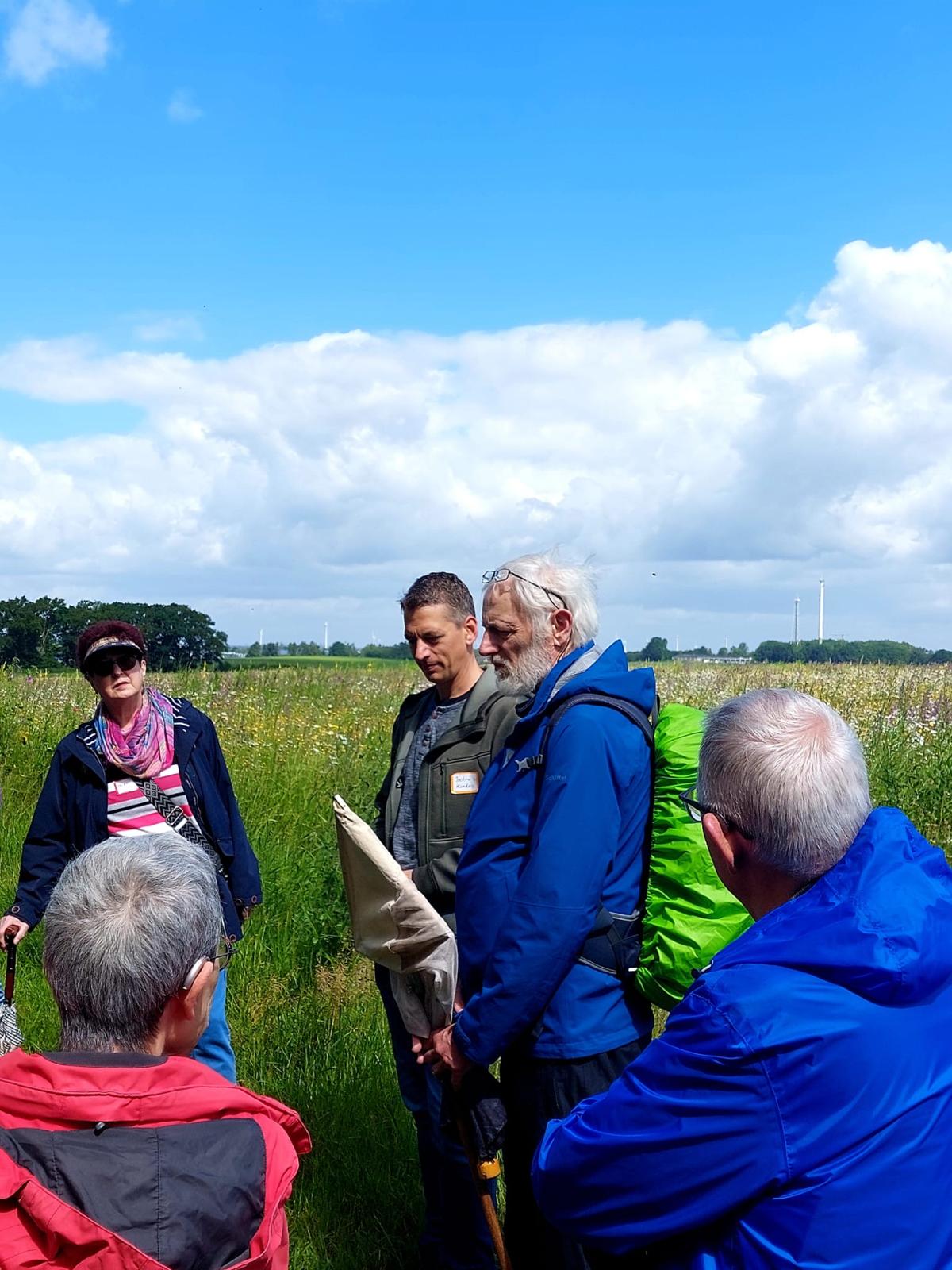 Juni (75)